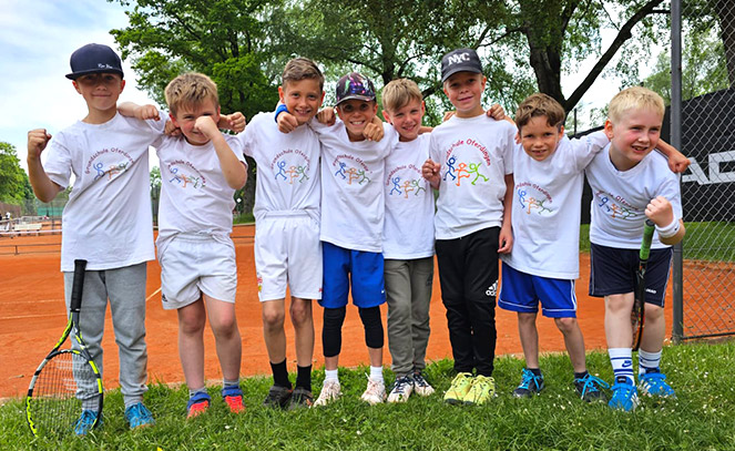 Die Grundschule Oferdingen bei Jugend trainiert für Olympia Tennis